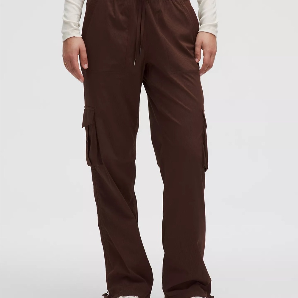 Lululemon Dance Studio Relaxed-Fit Mid-Rise Cargo Pant ESPRESSO size M